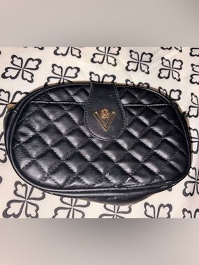 Valentino Orlandi Black Quilted Oval with Gold V Emblem